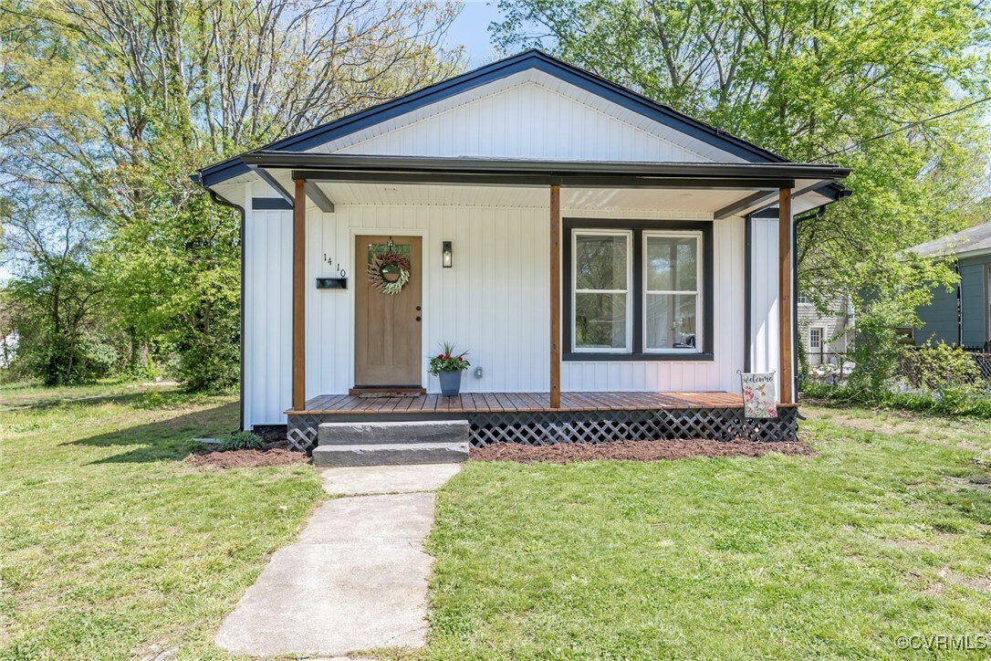 Property Photo: 1410 Lynhaven Avenue VA 23224