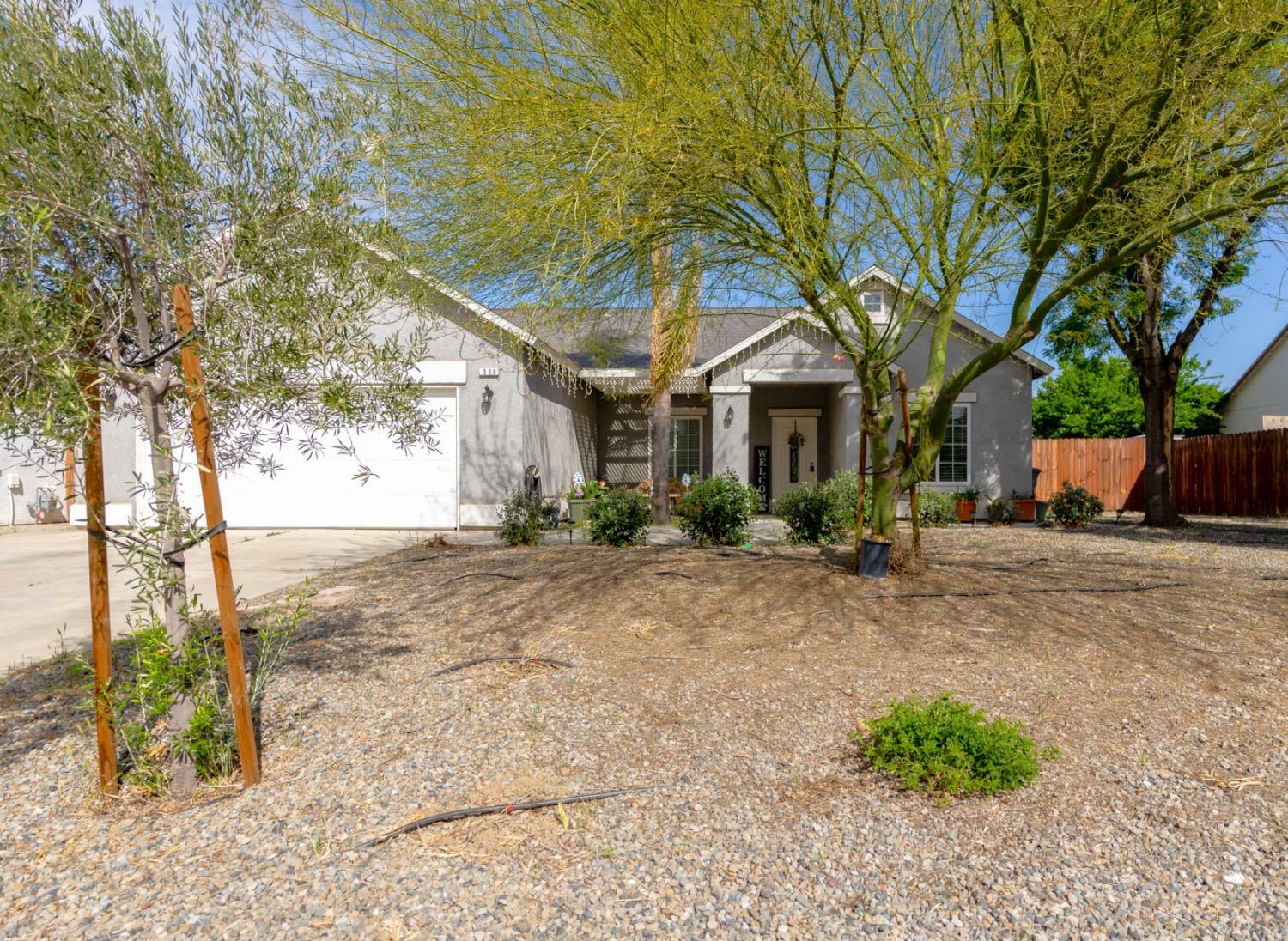 559 Sandlewood Street  Coalinga CA 93210 photo