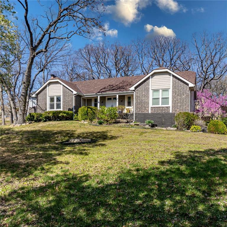 Property Photo: 6935 Albervan Street KS 66216
