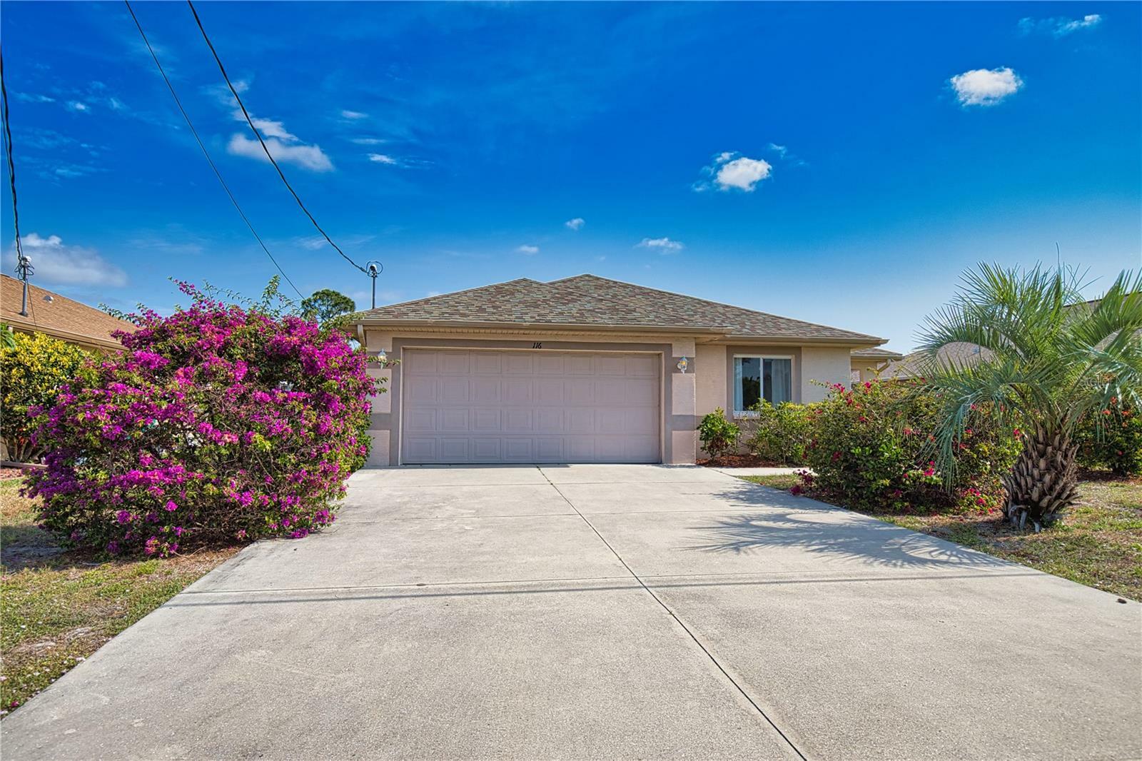 Property Photo: 116 Albatross Rd FL 33947