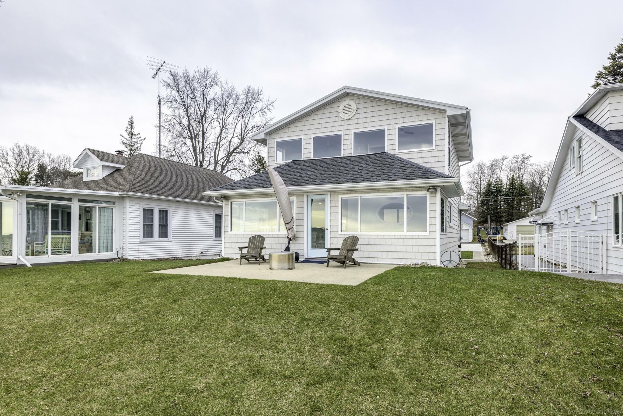 291 S Lake Street  Port Sanilac MI 48469 photo