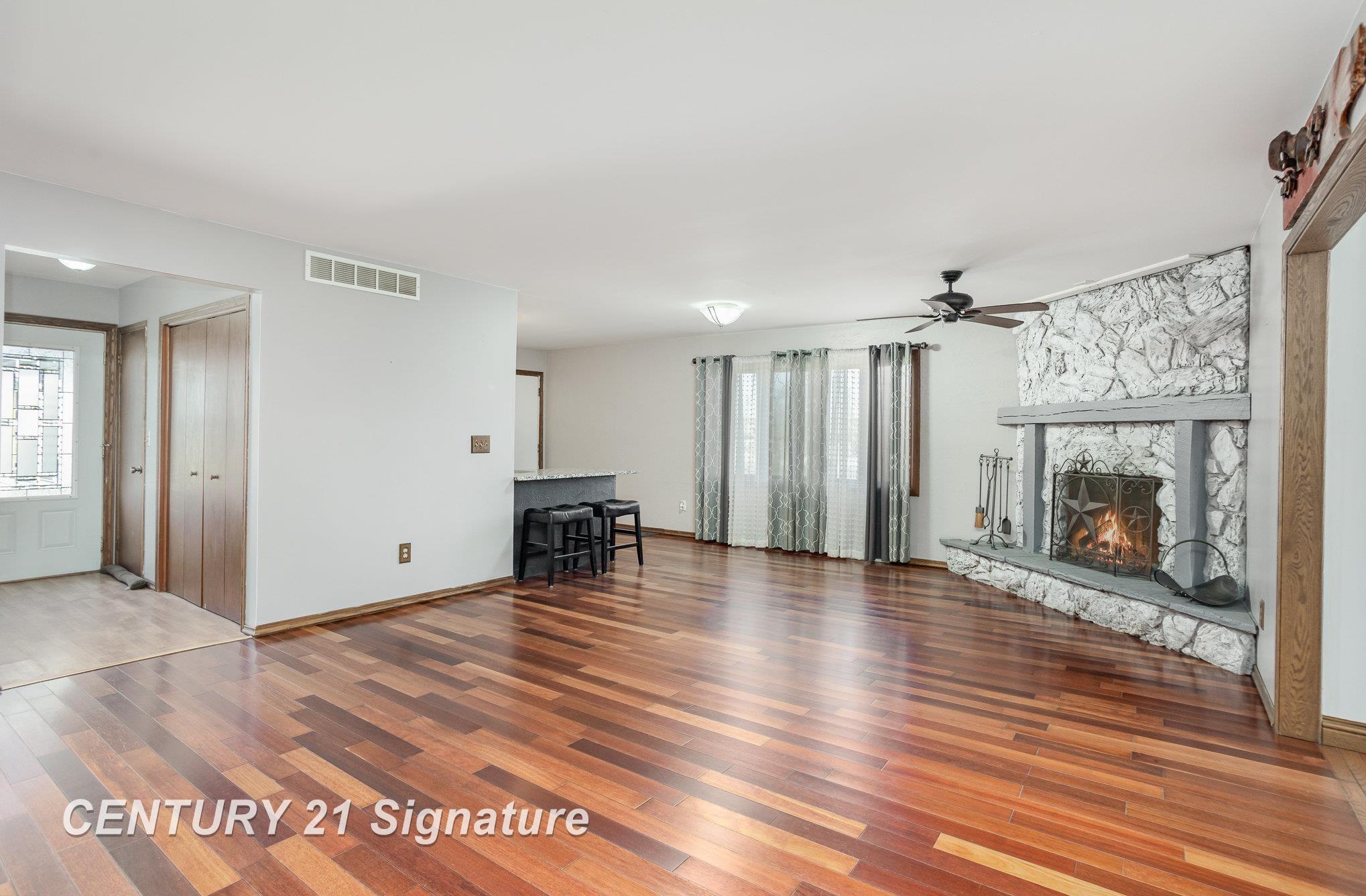 Property Photo: 9075 East Road MI 48417
