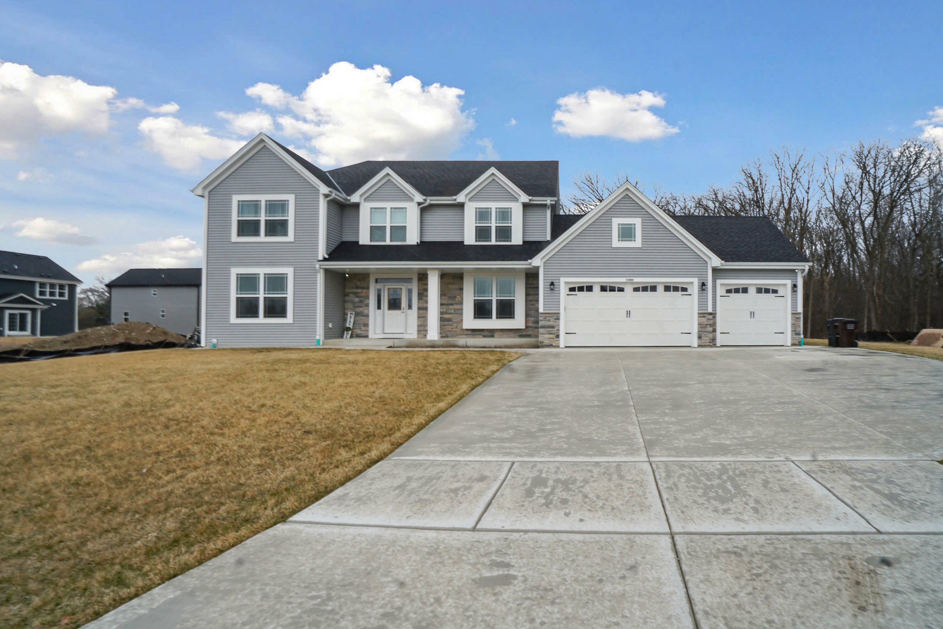 Property Photo: 11333 W Meadowview Dr WI 53132