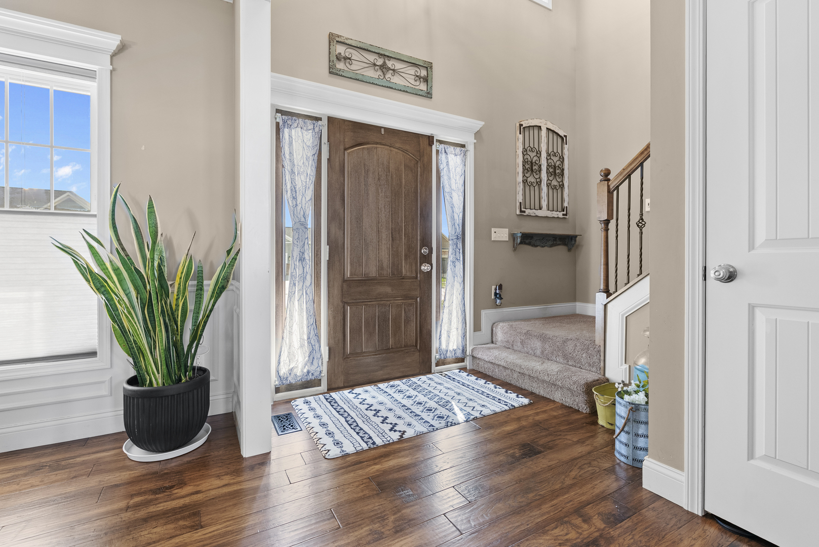 Property Photo:  1520 Stoneroller Circle  IL 61705 