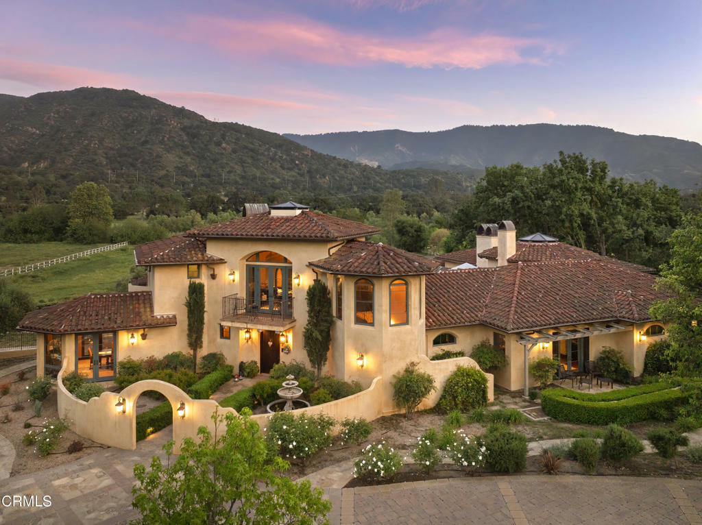 Property Photo:  561 Saddle Lane  CA 93023 