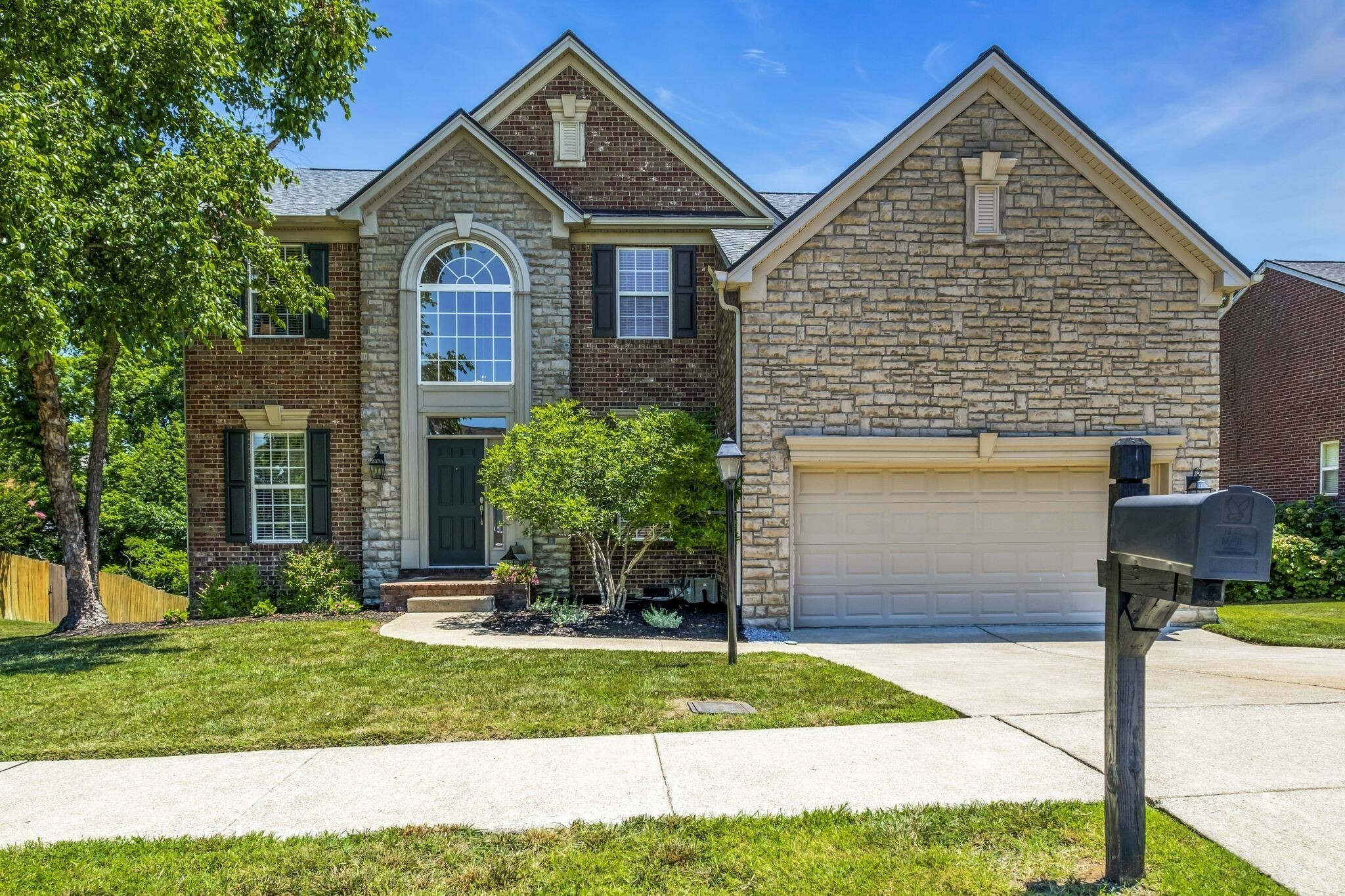Property Photo: 3044 Brookview Forest Dr TN 37211