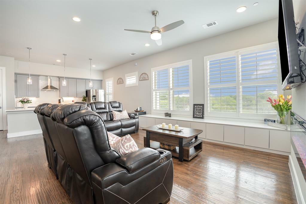 Property Photo: 770 N Plano Road 202 TX 75081