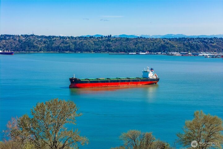 Property Photo:  404 N D Street 6E  WA 98403 