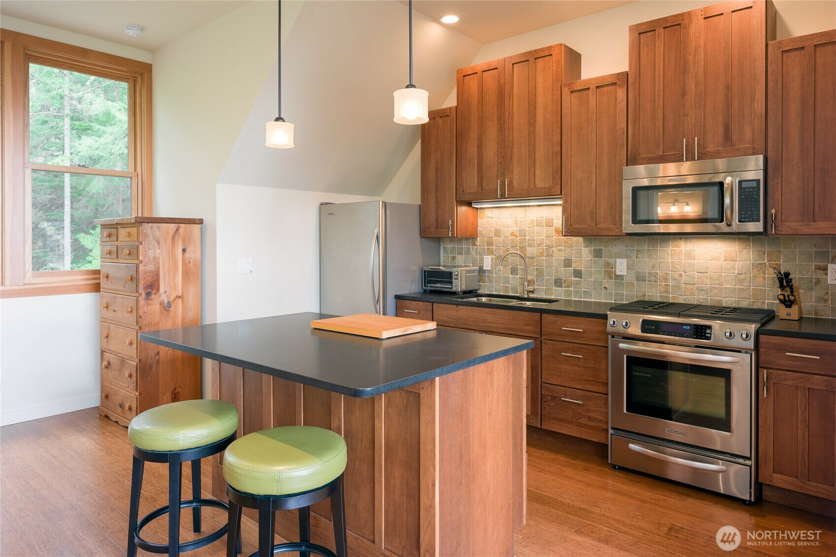 Property Photo: 186 South Ridge Road WA 98221