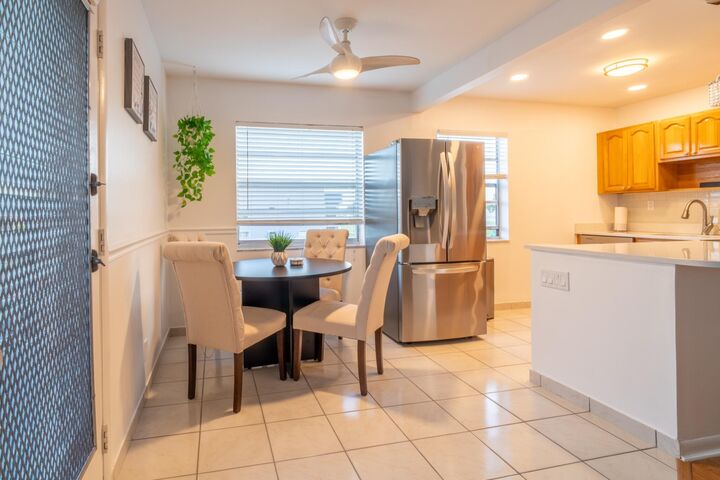 Property Photo: 313 Burgundy G FL 33484