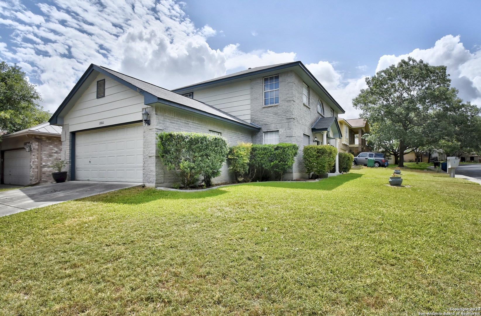 Property Photo:  13802 Fairway Crest  TX 78217 