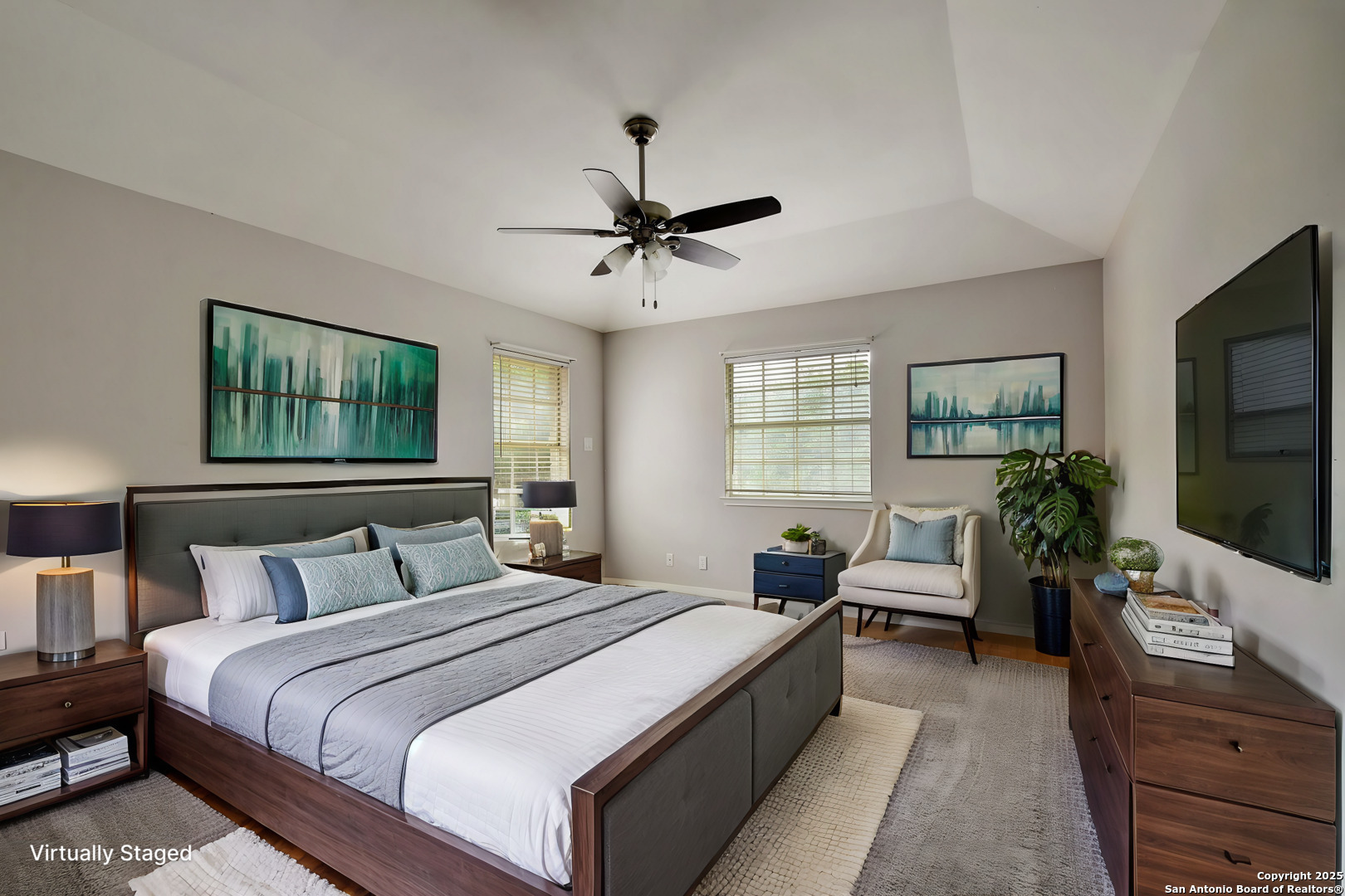 Property Photo: 13802 Fairway Crest TX 78217