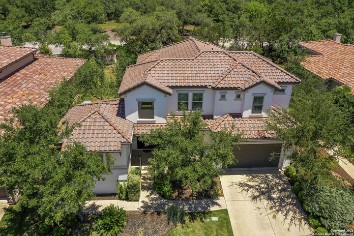 Property Photo: 7106 Bluff Run TX 78257