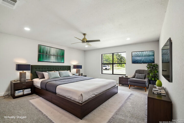Property Photo: 8127 Sunshine Trail TX 78244