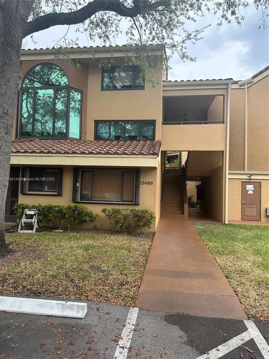 Property Photo: 15489 N Miami Lakeway N 209-3 FL 33014