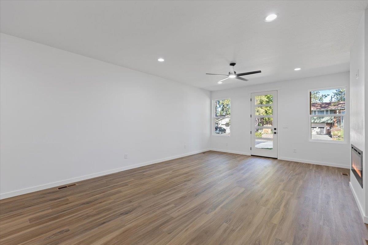Property Photo: 1922 E 37th Ave WA 99203