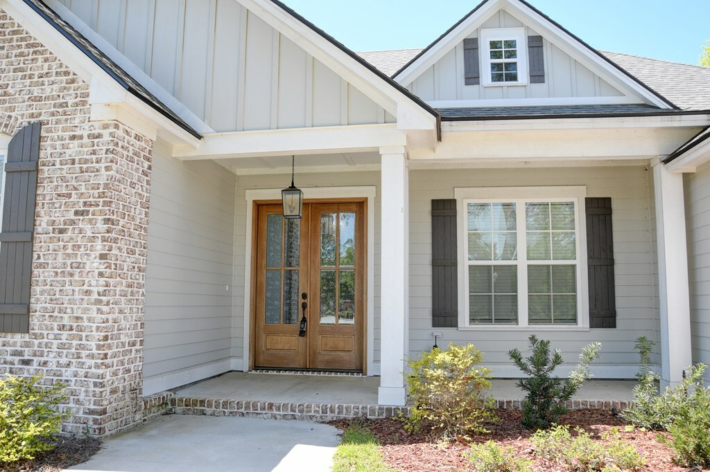 Property Photo: 3897 Timber Ridge Rd GA 31601