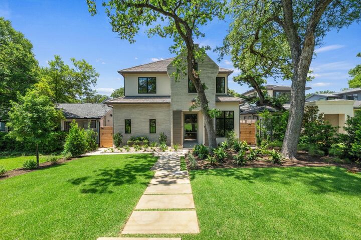 Property Photo: 2307 Quarry Road TX 78703