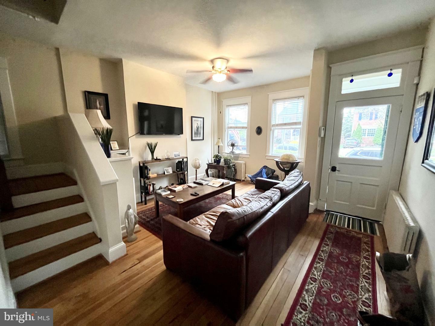 Property Photo: 420 N Fayette Street VA 22314