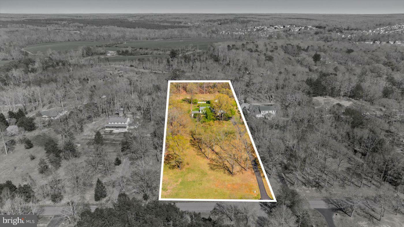 Property Photo: 1365 Spotswood Drive VA 22508