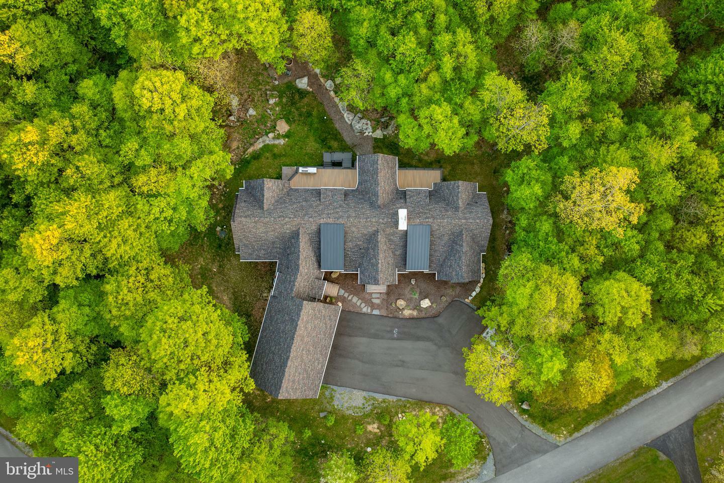 Property Photo: 422 Mountaintop Road MD 21541