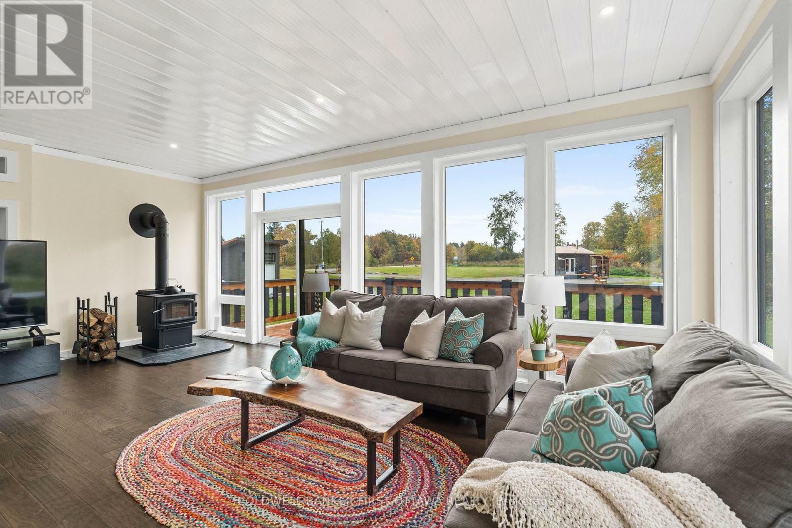 Property Photo: 4210 Scotch Line Road ON K7H 3C5