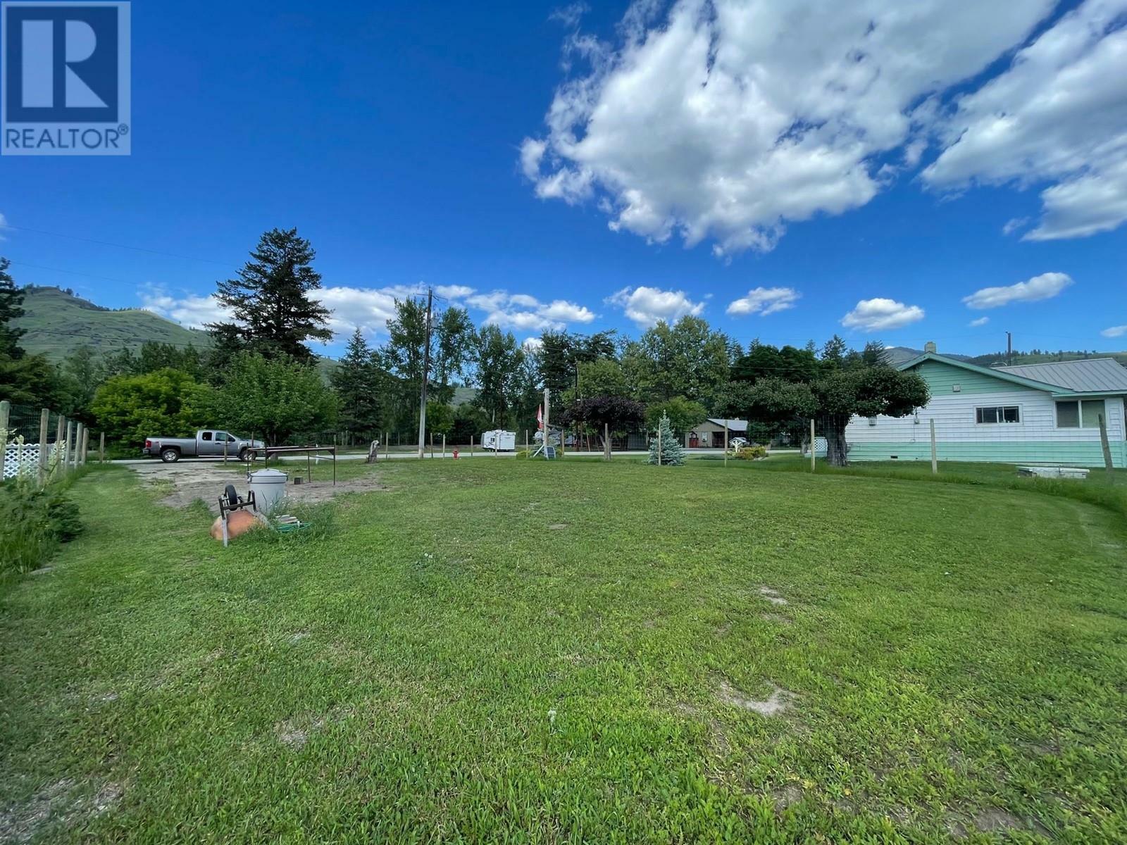 Property Photo:  580 Central Avenue  BC V0H 1M0 