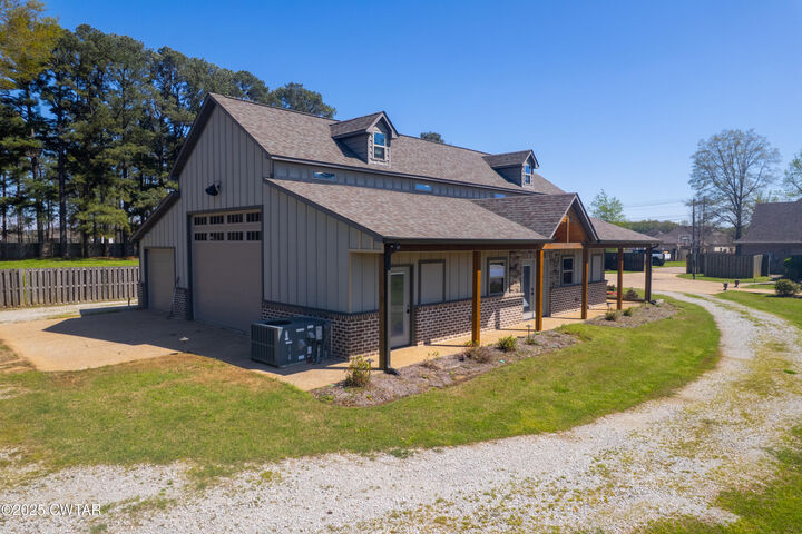 Property Photo: 963 Ashport Road TN 38305