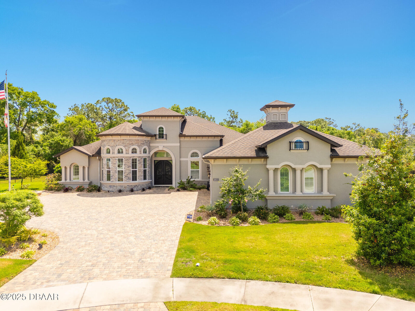 Property Photo: 1855 Cattle Creek Lane FL 32128