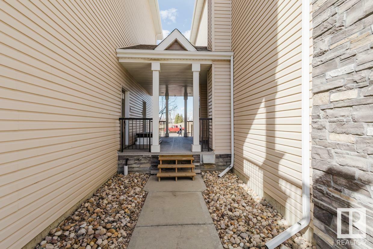Photo de la propriété: 7293 South Terwillegar Drive NW 16 AB T6R 0N5