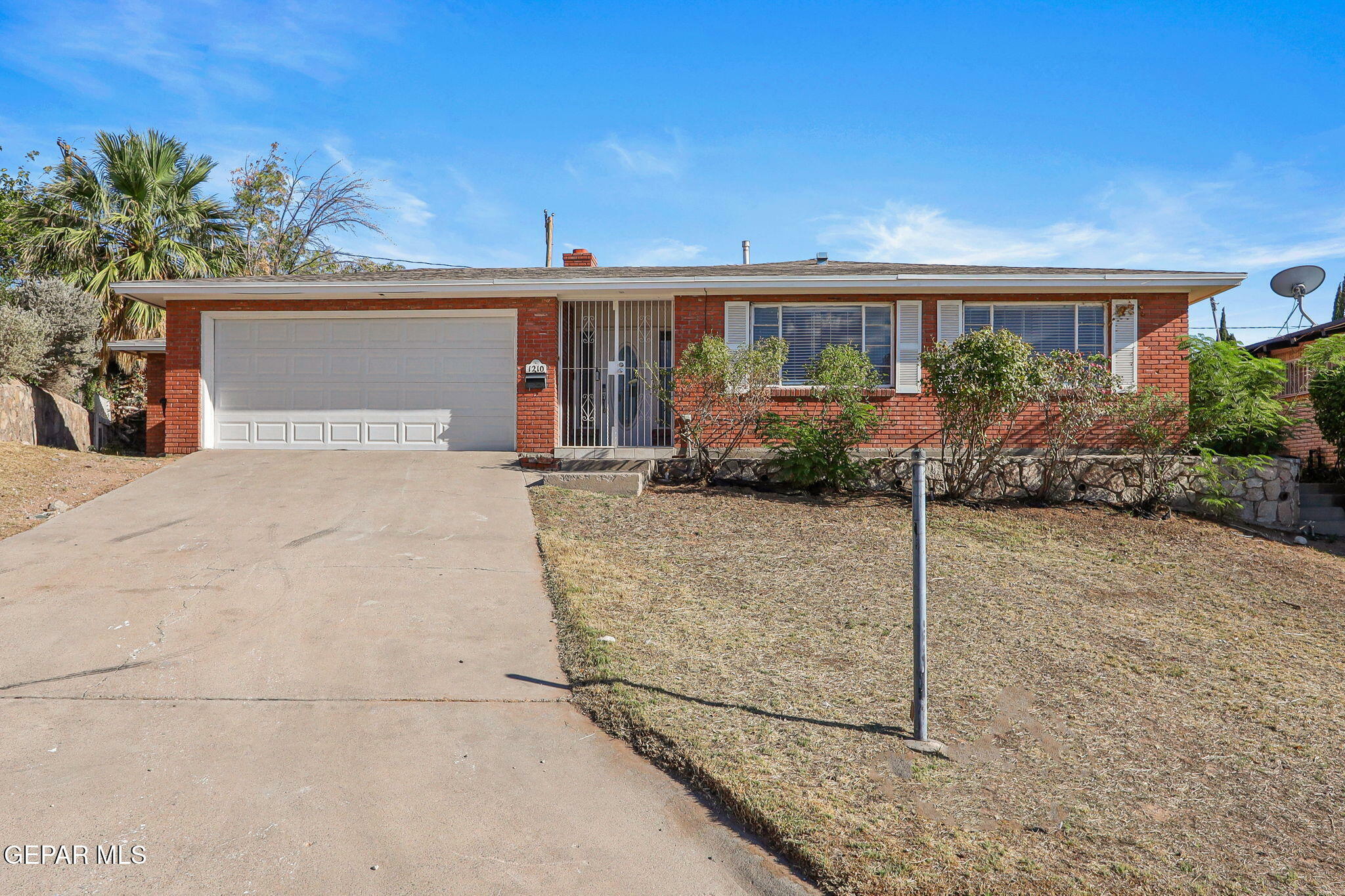 Property Photo: 1210 La Cruz Drive TX 79902