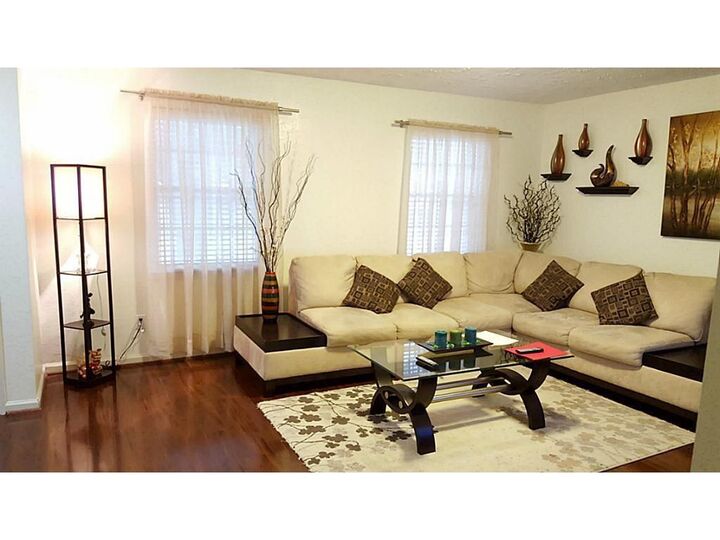 Property Photo: 8710 Wilcrest Drive 8710 TX 77099