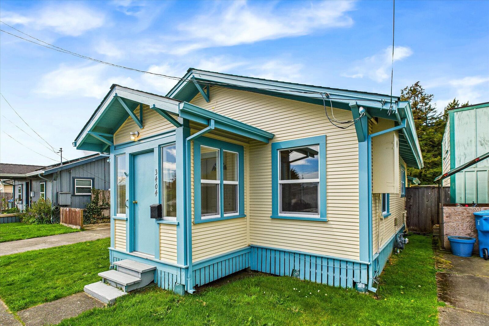 Property Photo:  3404 Union Street  CA 95501 