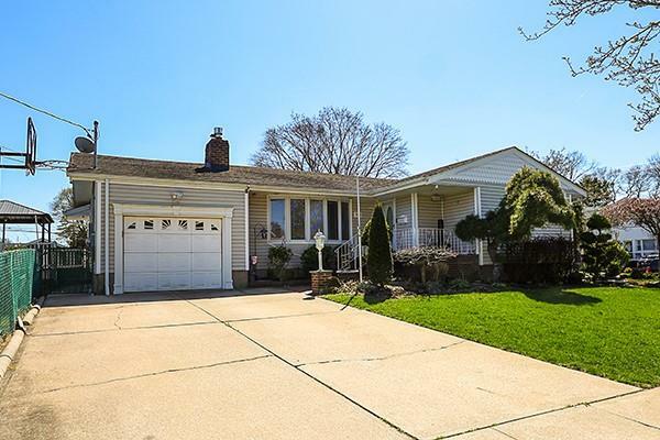 Property Photo: 144 Hamilton Avenue NY 11758