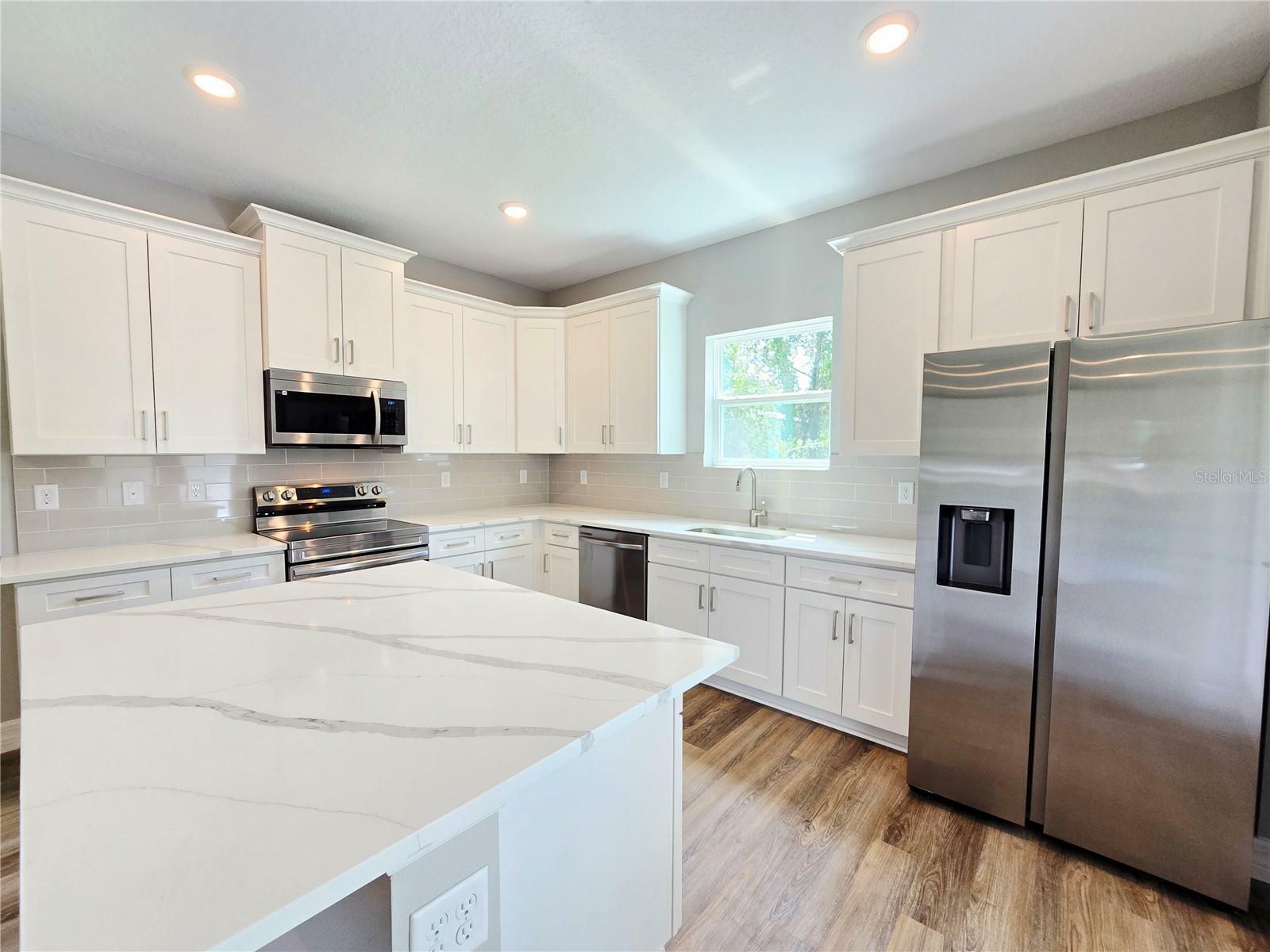 Property Photo: 8 Calendula Court FL 34446