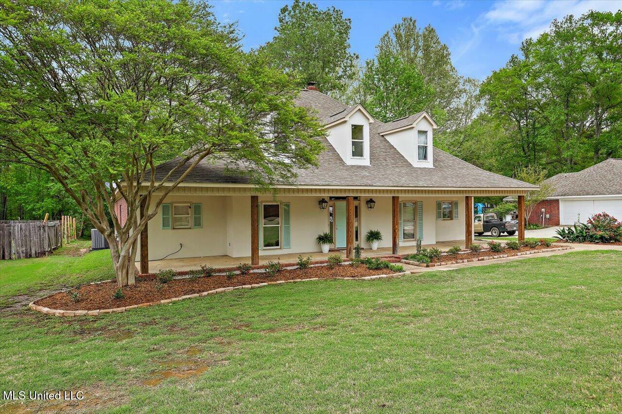 Property Photo: 138 Oak Ridge Circle MS 39110