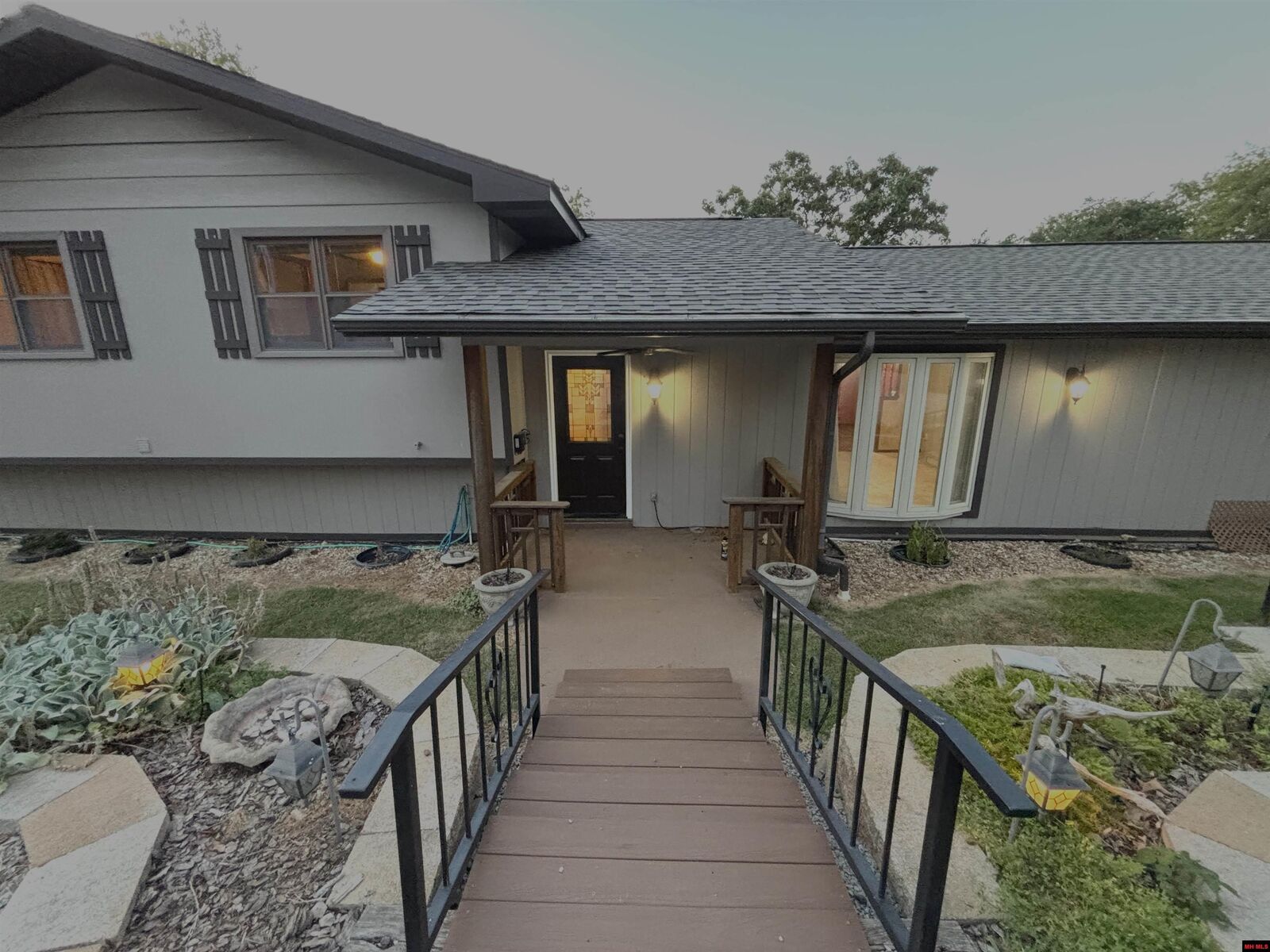 Property Photo:  3965 Oakland Road  AR 72661 