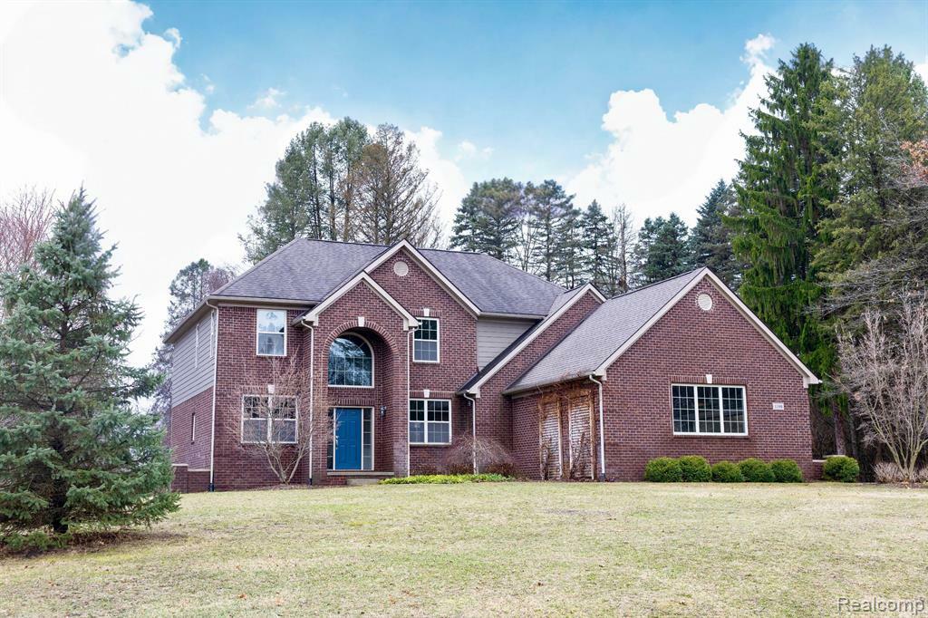 1399 Wildflower  Lake Orion MI 48362 2374 photo