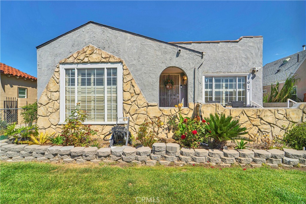 Property Photo: 1917 W 79th Street CA 90047