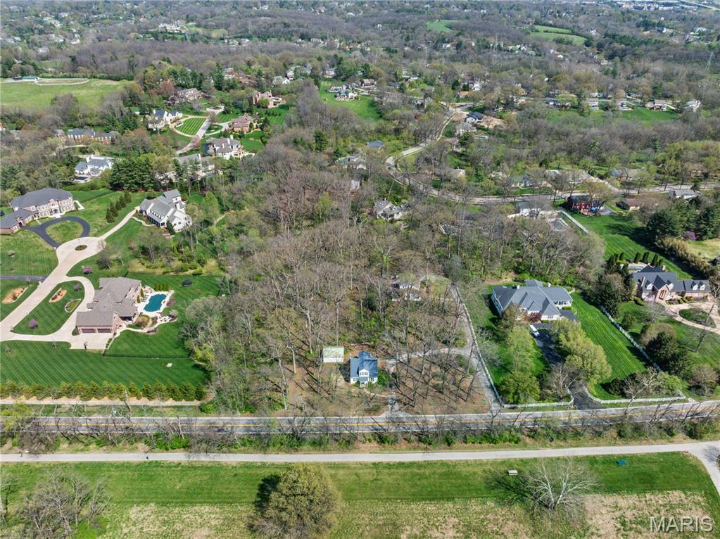 1536 S Mason Road  St Louis MO 63131 photo