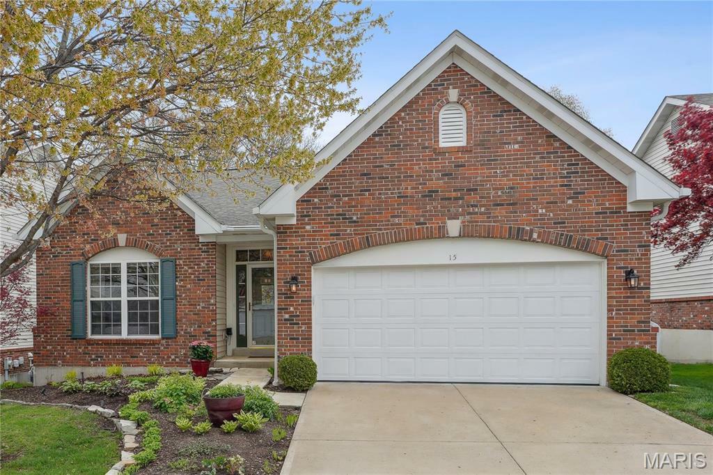 Property Photo: 15 Eagle Cove Lane 8 MO 63303