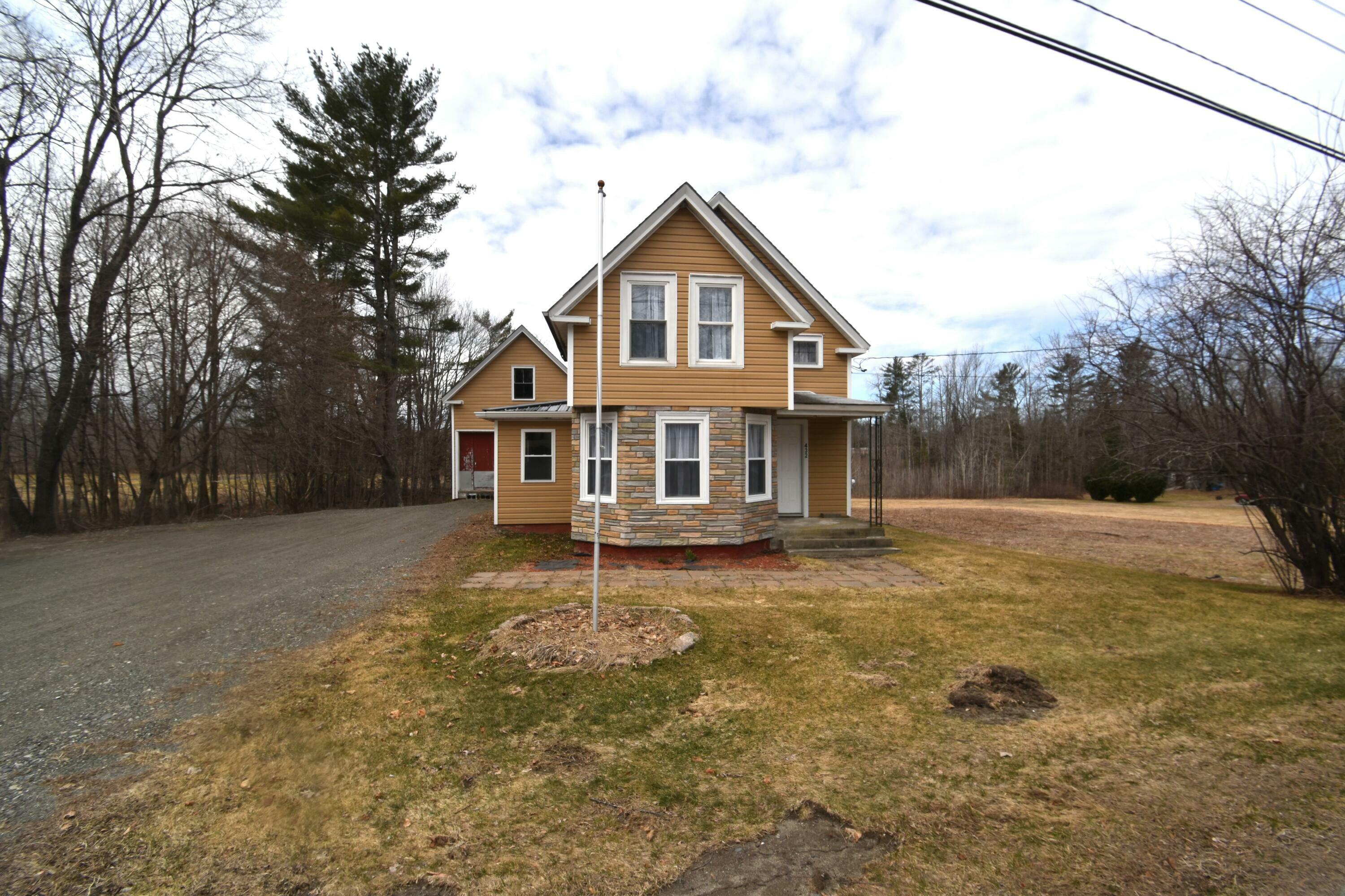 Property Photo: 432 Hartland Avenue ME 04967