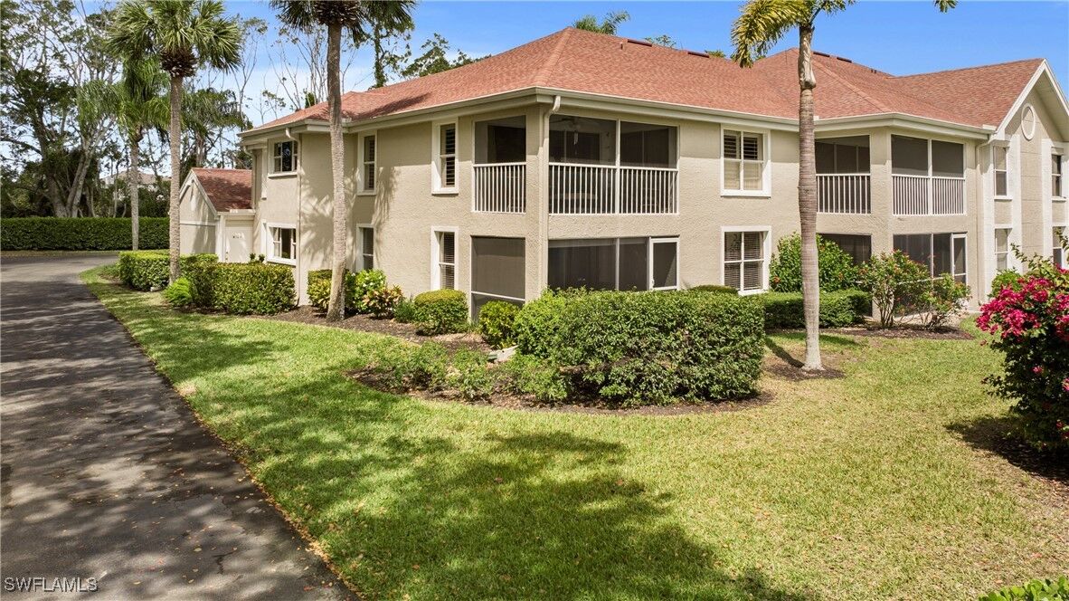 Property Photo:  9828 Luna Circle H104  FL 34109 