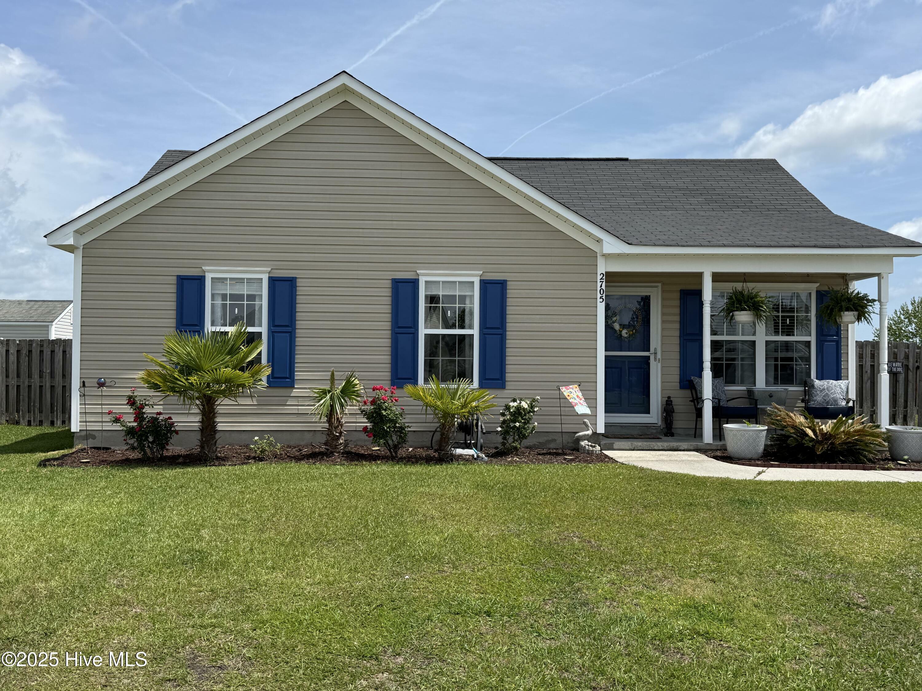 Property Photo: 2705 Mascot Court NC 28411