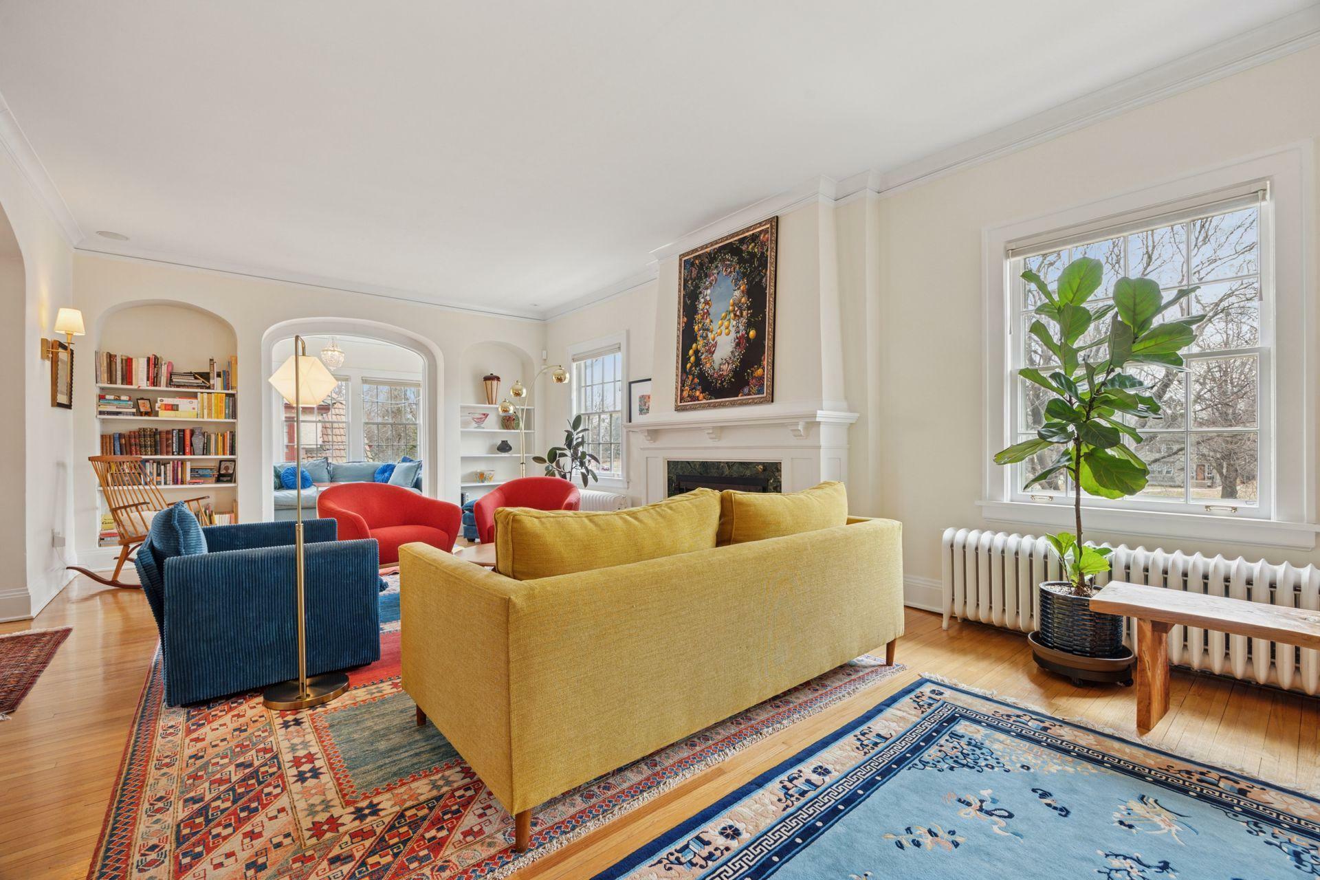 Property Photo:  1917 Summit Avenue 2  MN 55105 