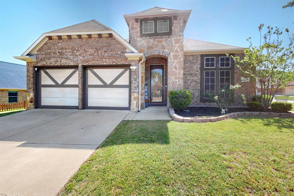 Property Photo: 8328 Dawnridge Drive TX 75249