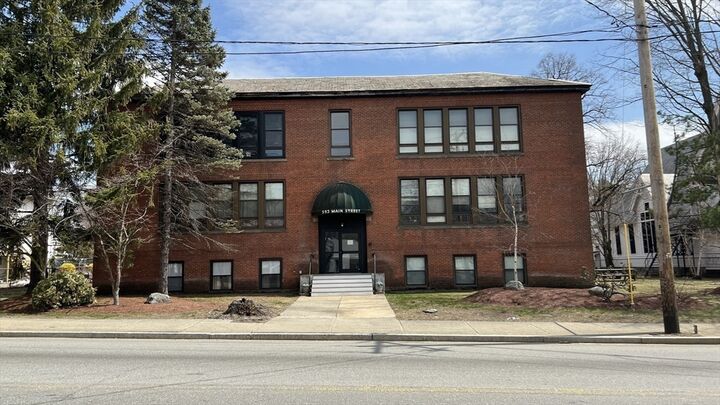 Property Photo:  593 Main St Sl4  MA 01453