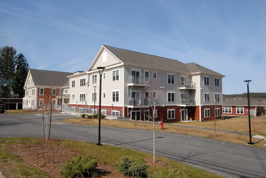 Property Photo:  336 King St 105  MA 01460 