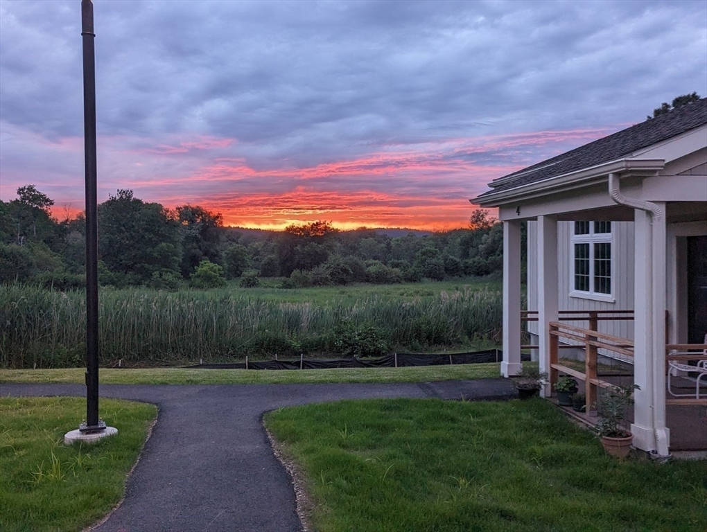 Property Photo:  336 King St 105  MA 01460 
