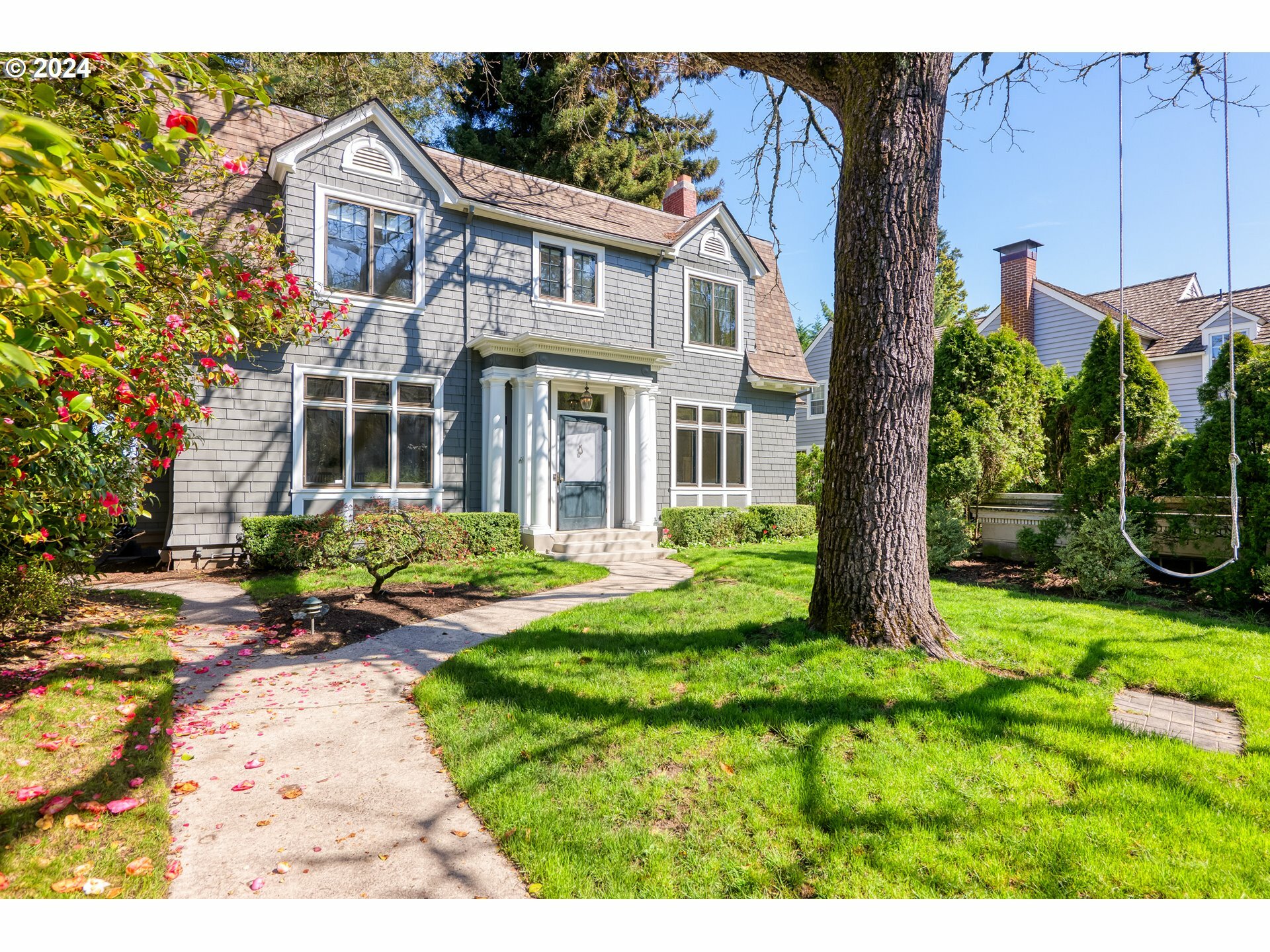 Property Photo: 1525 SW Myrtle St OR 97201